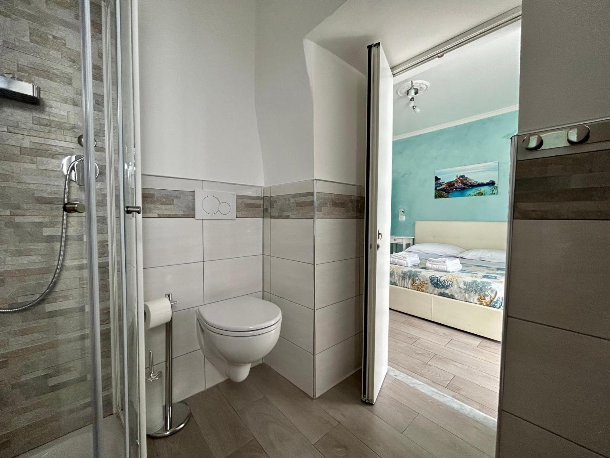 Fezzano / Portovenere Stilish Double Rooms With Sea View, Balcony Or Small Courtyard Экстерьер фото