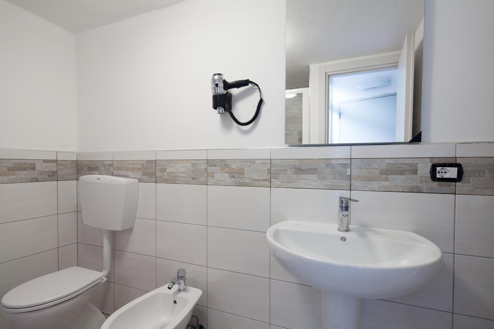 Fezzano / Portovenere Stilish Double Rooms With Sea View, Balcony Or Small Courtyard Экстерьер фото